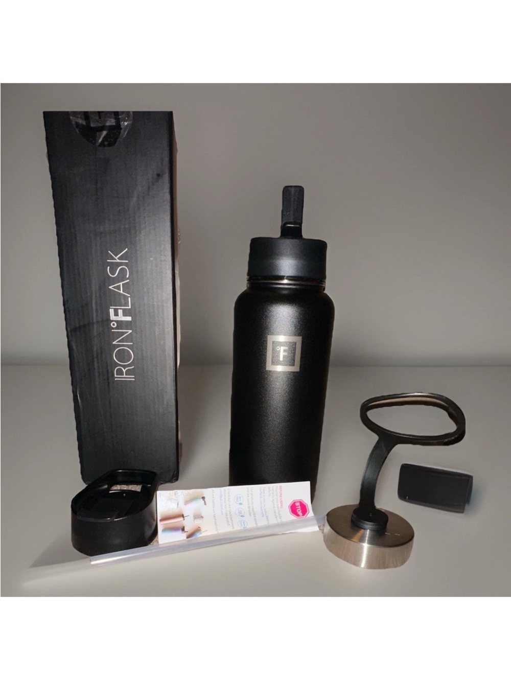 Iron Flask Matte Black Insulated 32oz Wide Mouth Water Bottle w/ Straw Lid